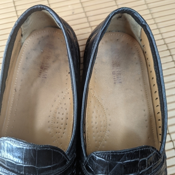 Florsheim Men's Size 10D Black Leather Alligator Print Tassel Loafers. 312pm - Picture 10 of 11